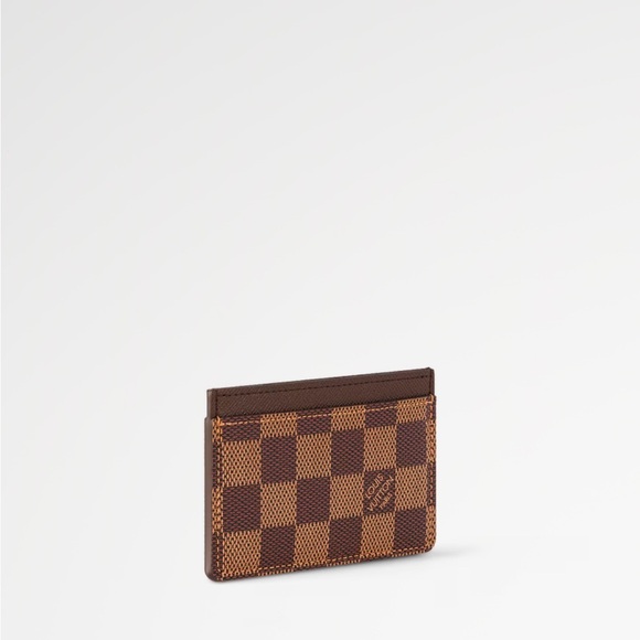 Louis Vuitton Card Holder with Distinctive Checkered Pattern - Picture 3 of 6